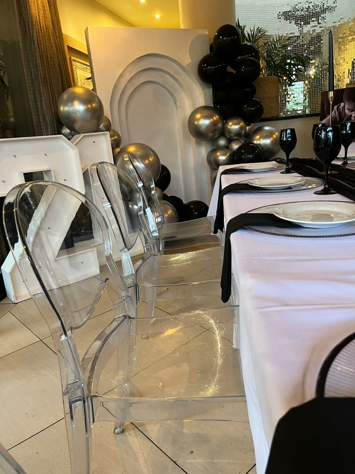 Decor Image 1